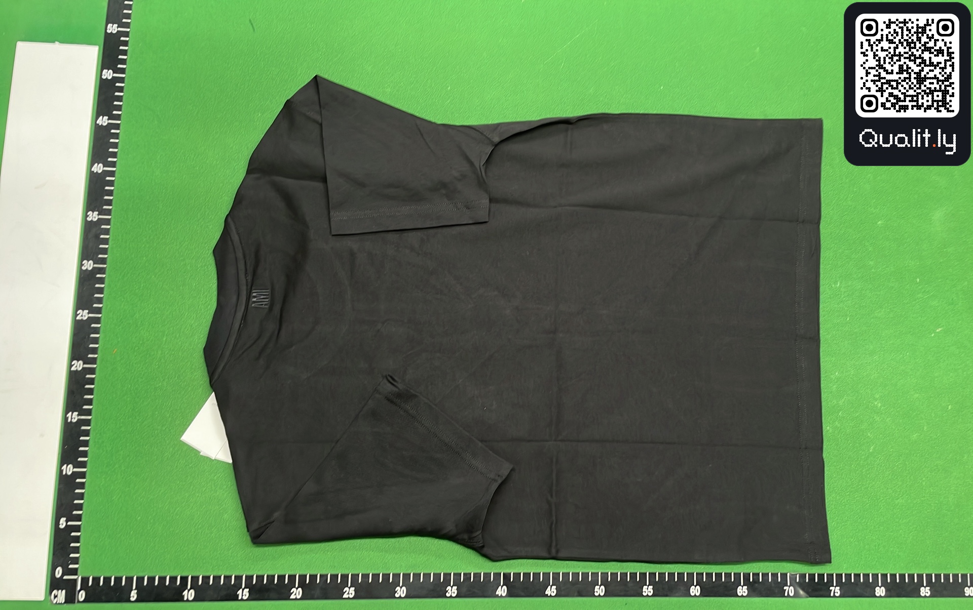 Camiseta — foto QC 3 de 74