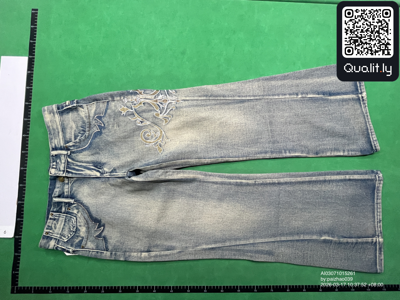 Jean — photo QC 3 sur 4