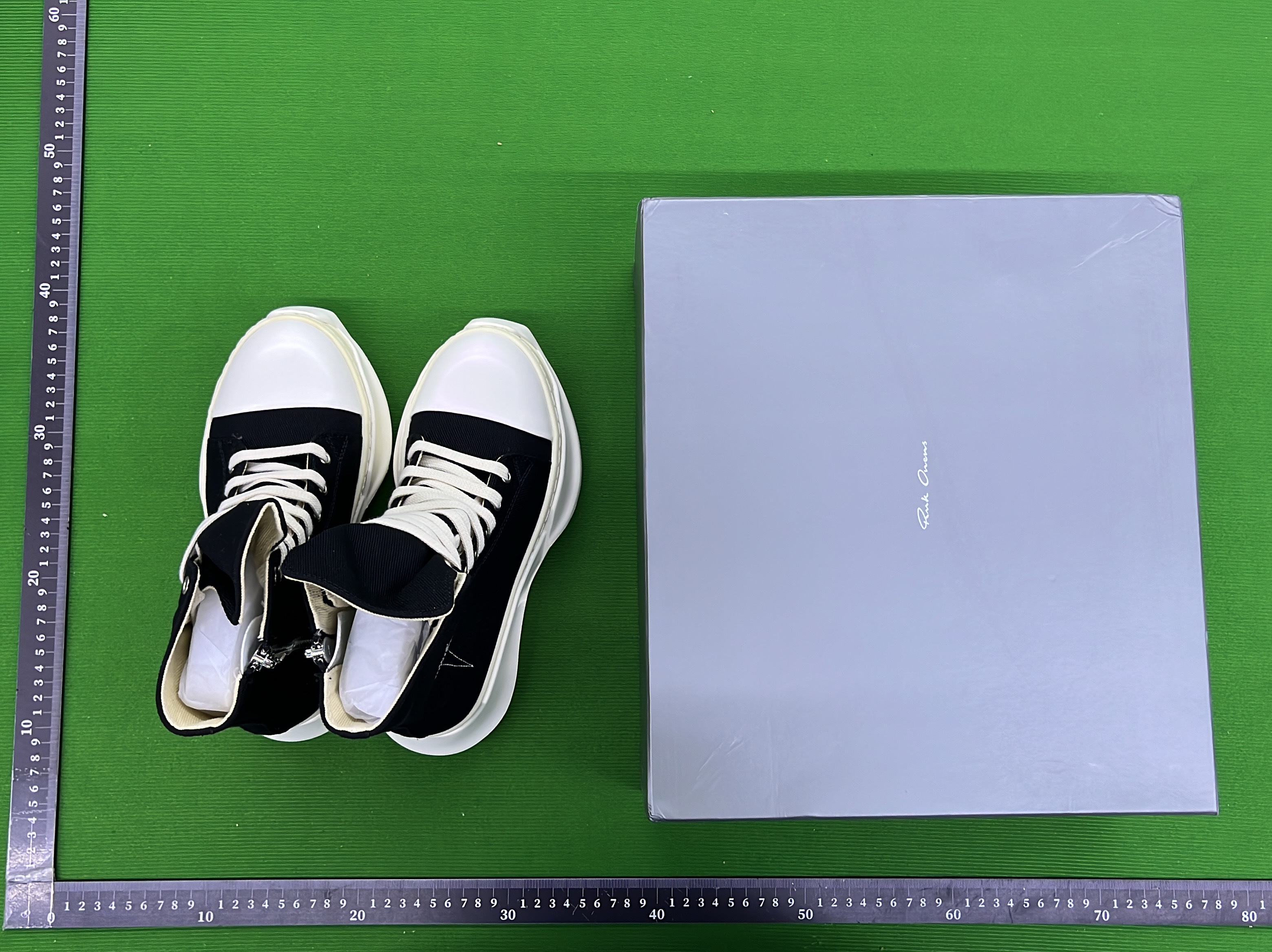 Sneakersy — zdjęcie QC 1 z 6