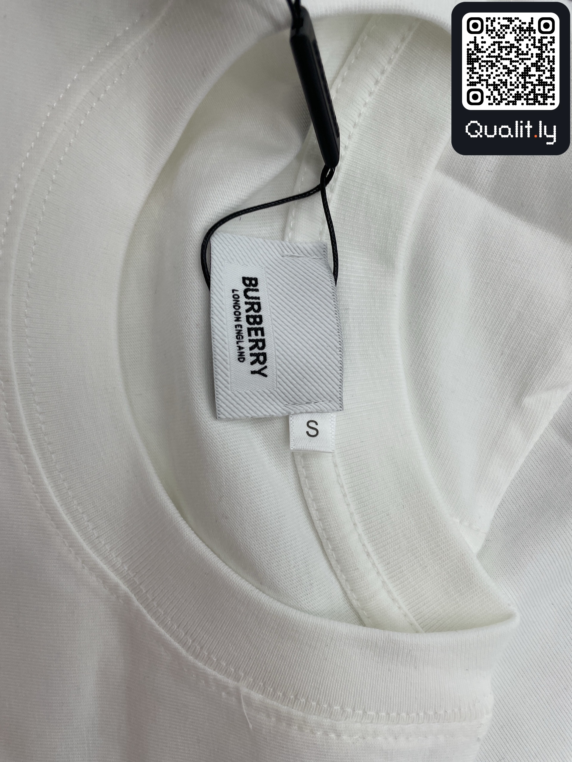 T-shirt — foto QC 1 de 86