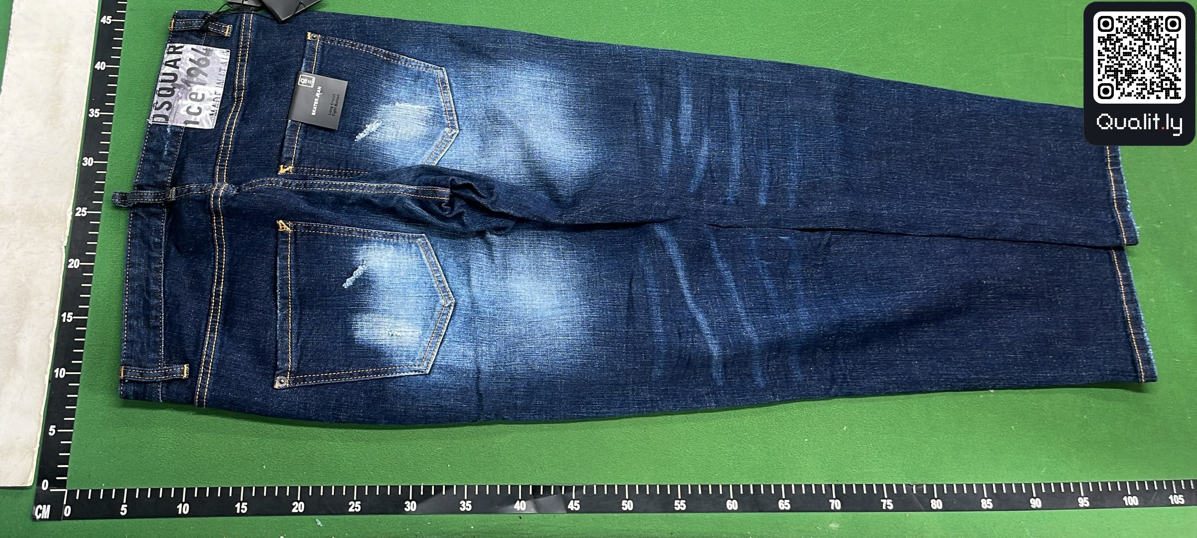Jeans — QC-Foto 3 von 24