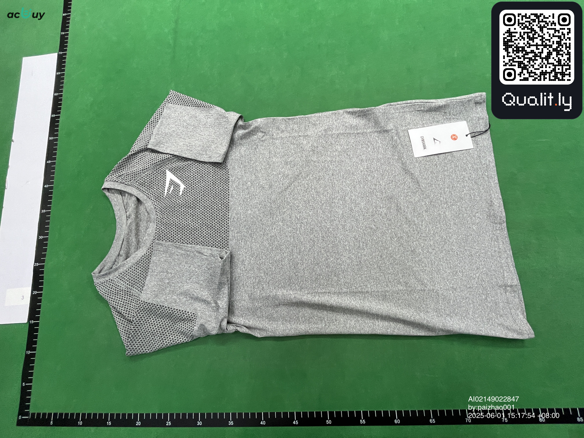 T-shirt — QC-foto 2 av 8