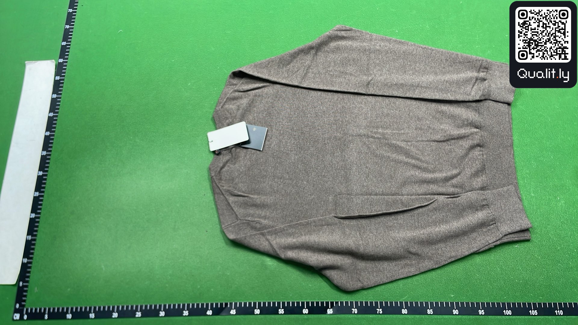 Sweater QC photo 3 of 16