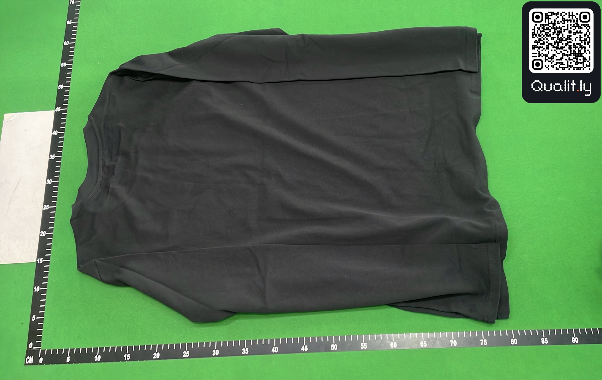 T-shirt — foto QC 3 di 50