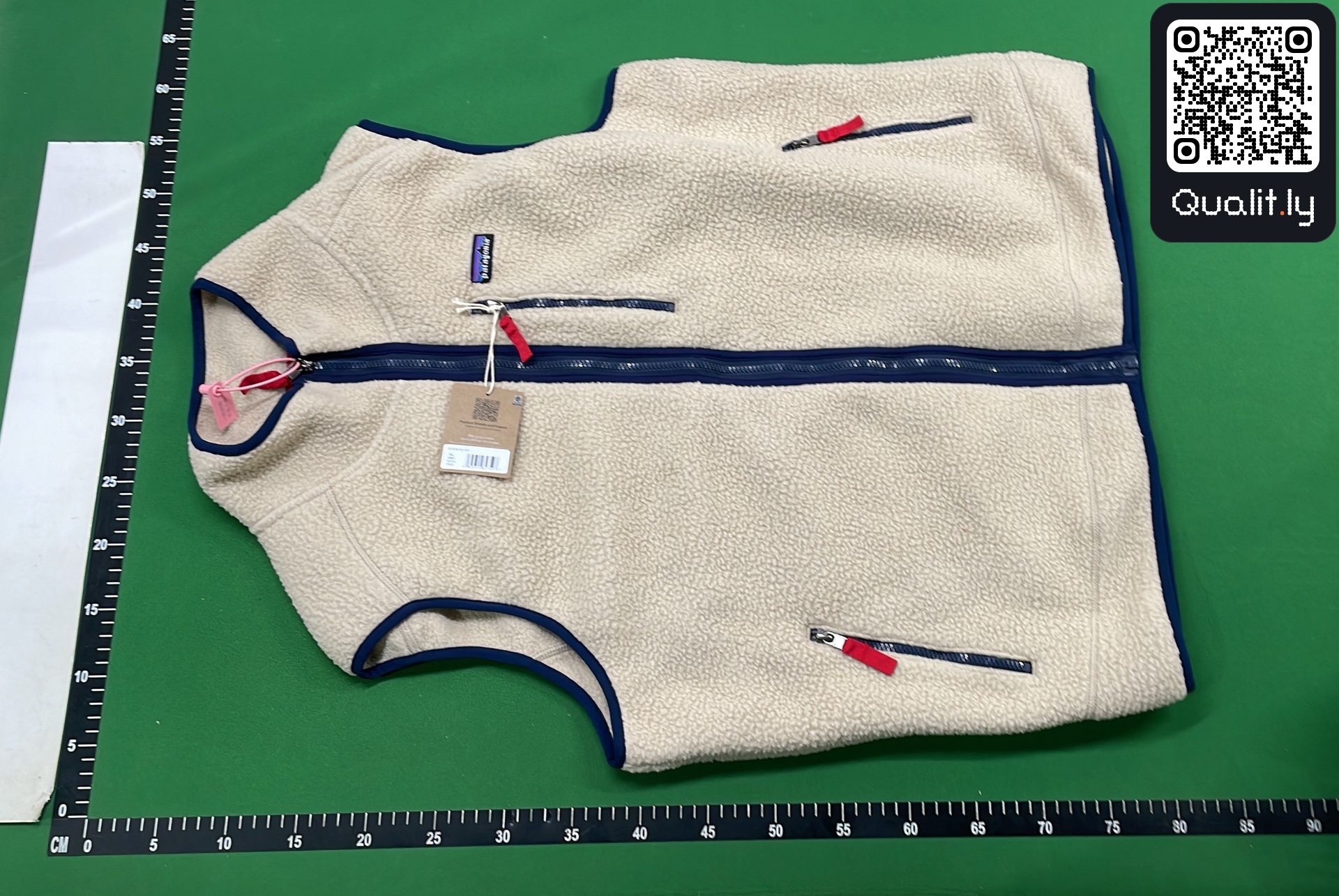 Jacket QC photo 2 of 4