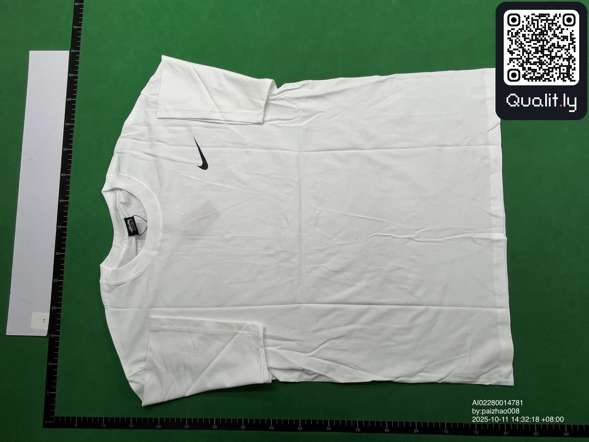 T-shirt QC photo 1 of 66