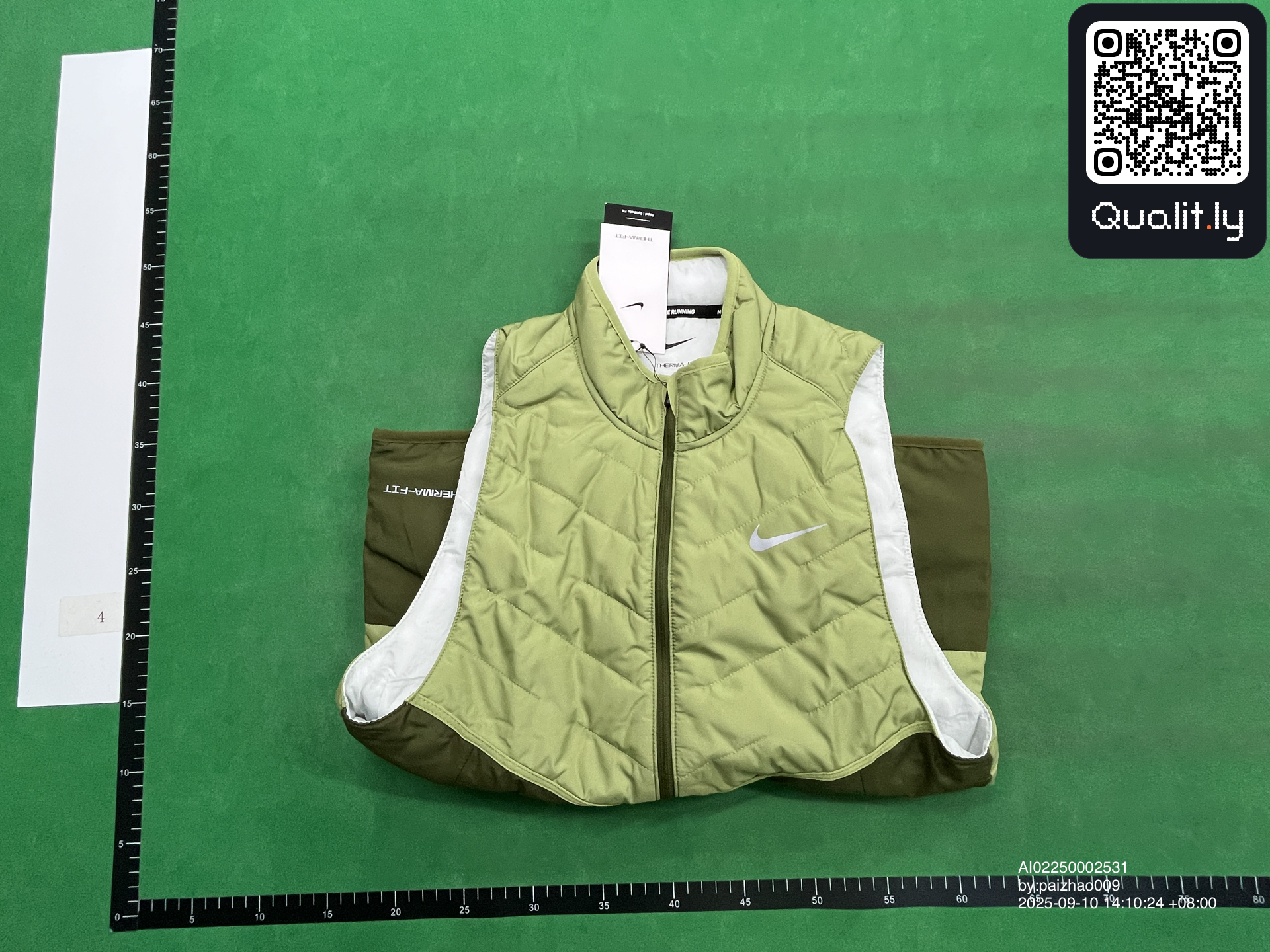 夹克 QC 照片 1 / 32