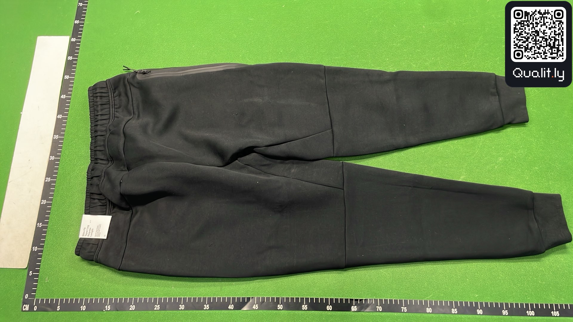Sudadera — foto QC 3 de 4