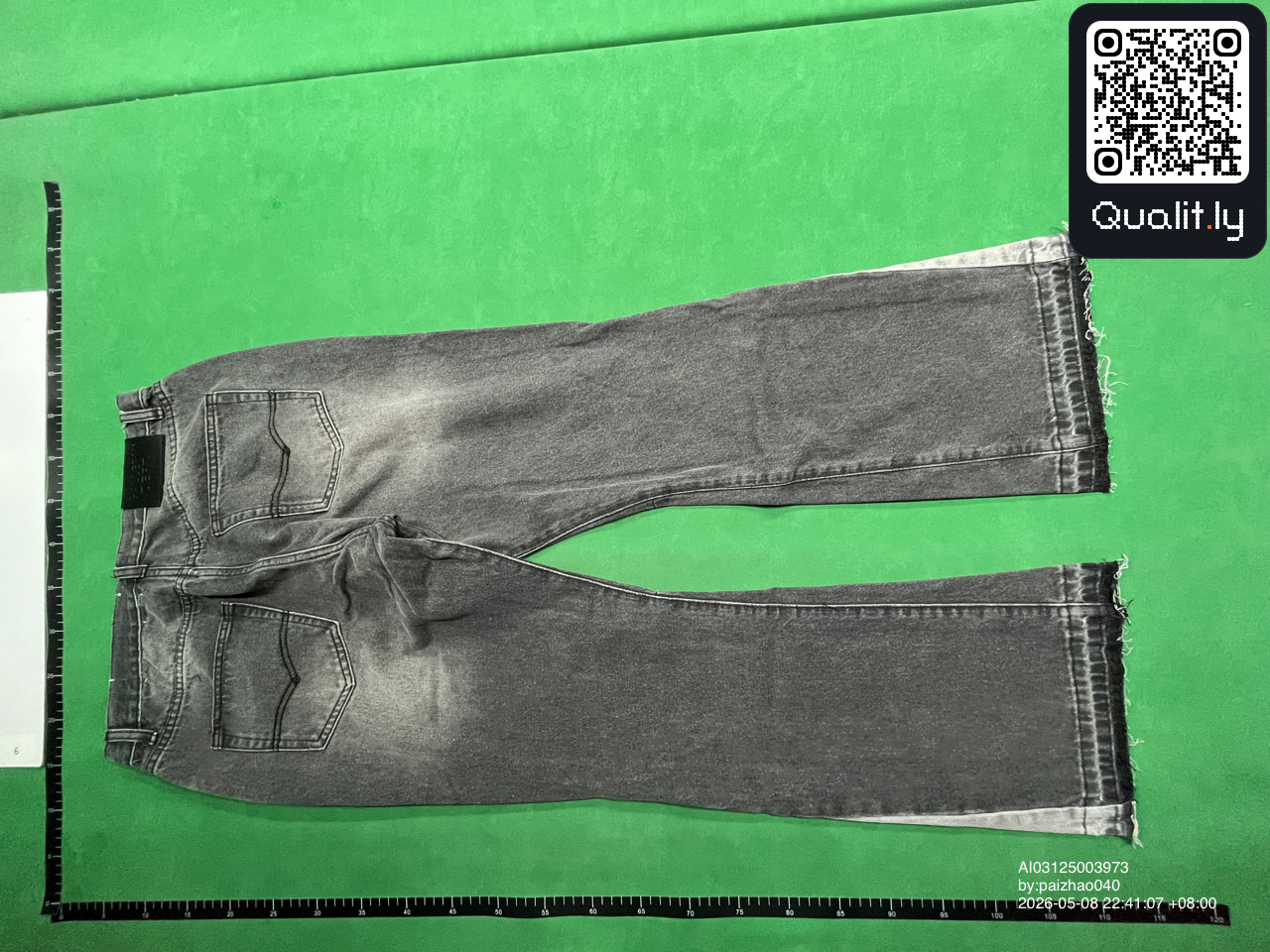 Jeans — QC-foto 3 van 89