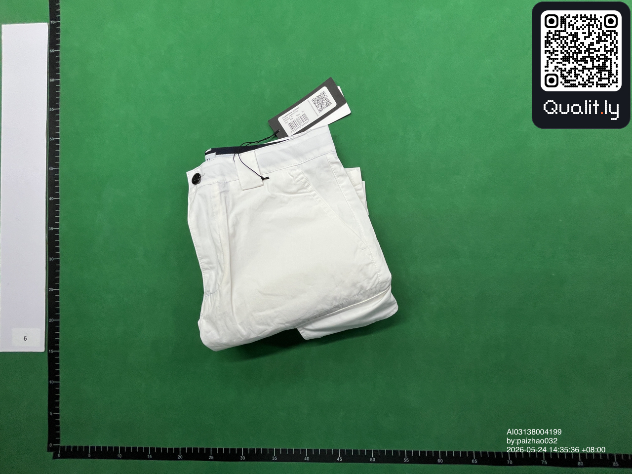 Shorts QC photo 1 of 24