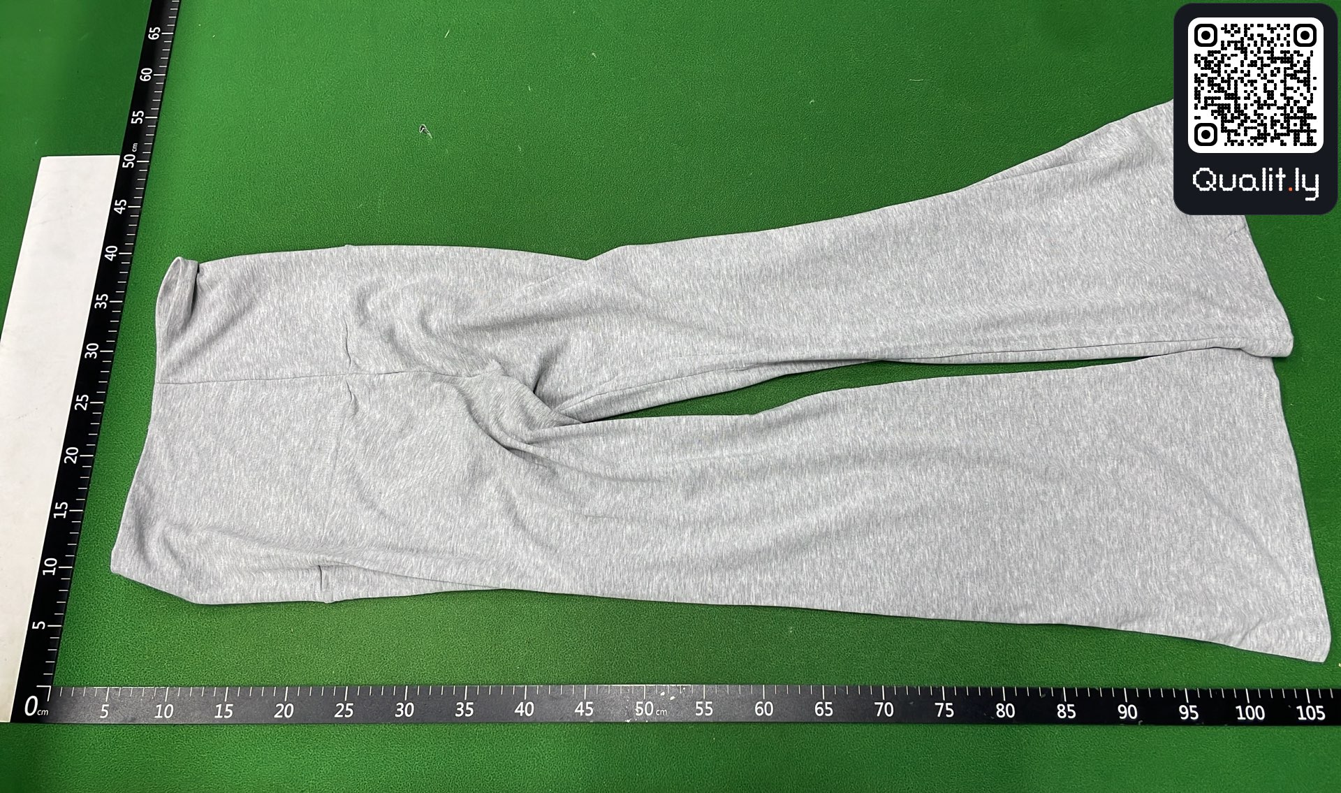 Pantalón — foto QC 3 de 4