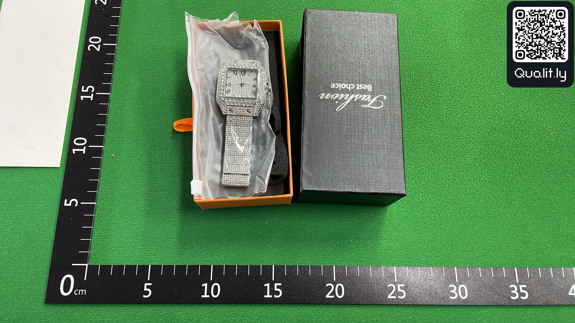 Orologio — foto QC 3 di 3