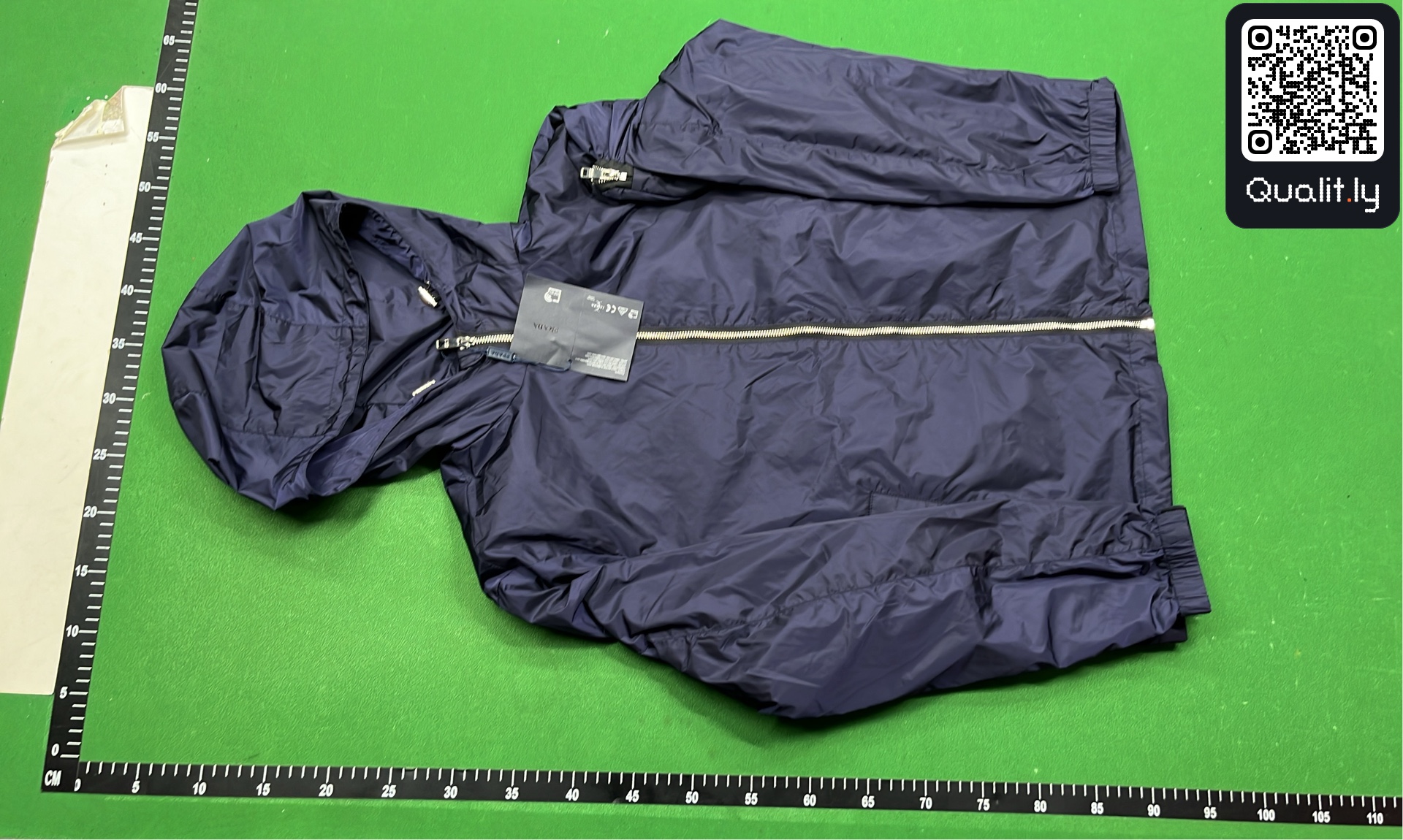 Jacket QC photo 1 of 3