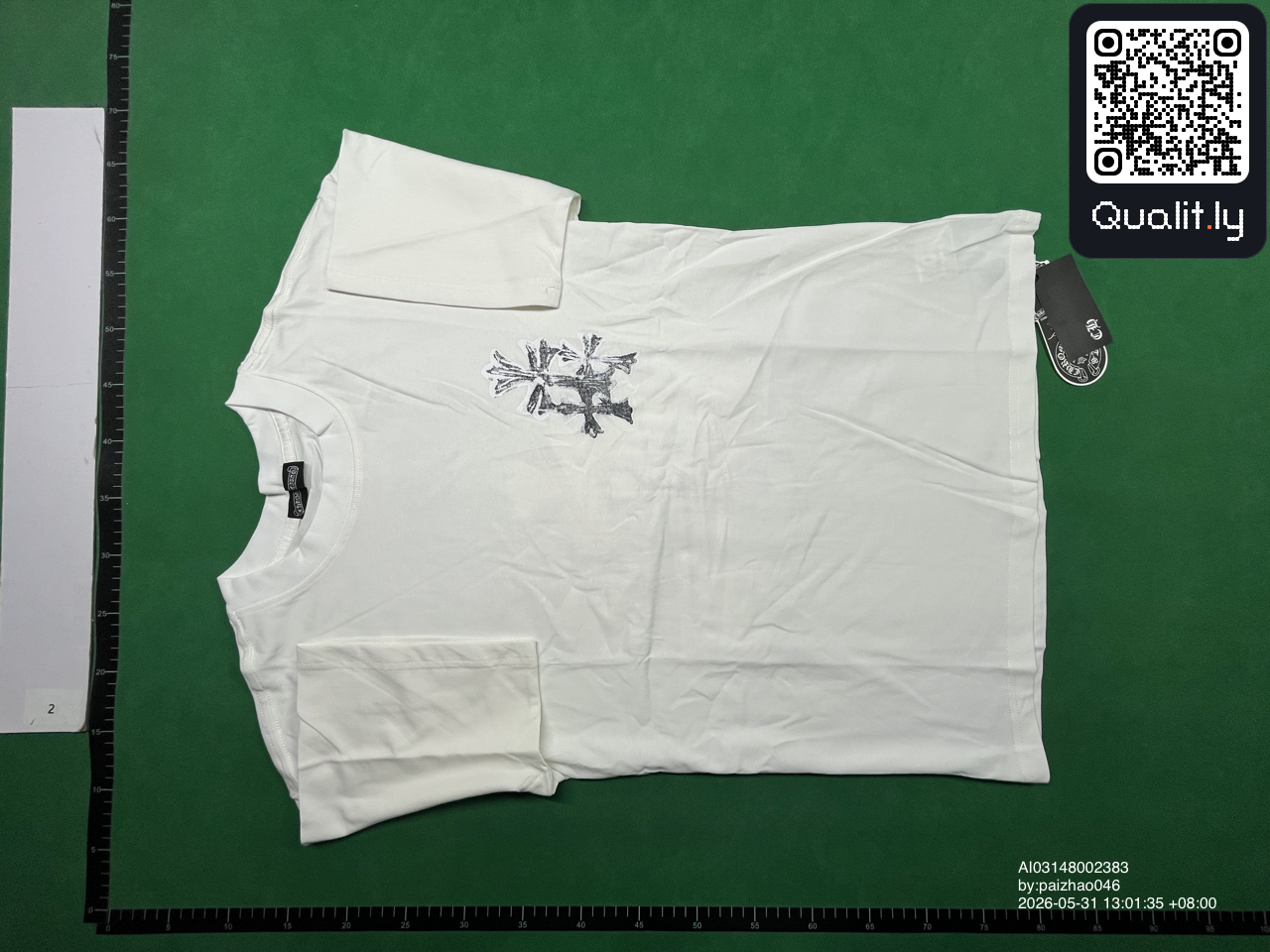 T-shirt — foto QC 2 di 46