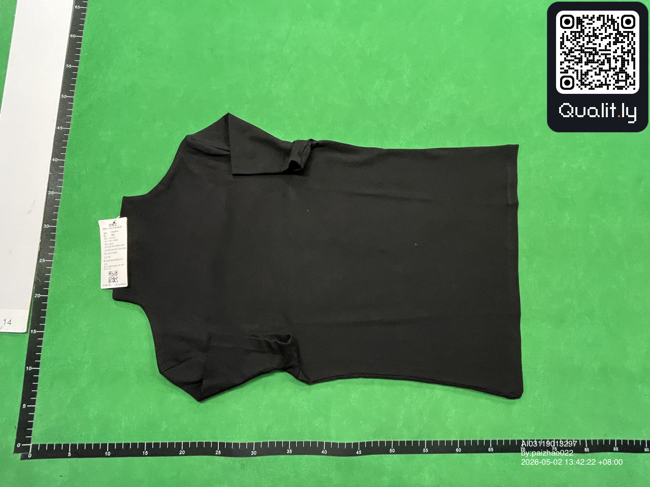 Camiseta — foto QC 2 de 8