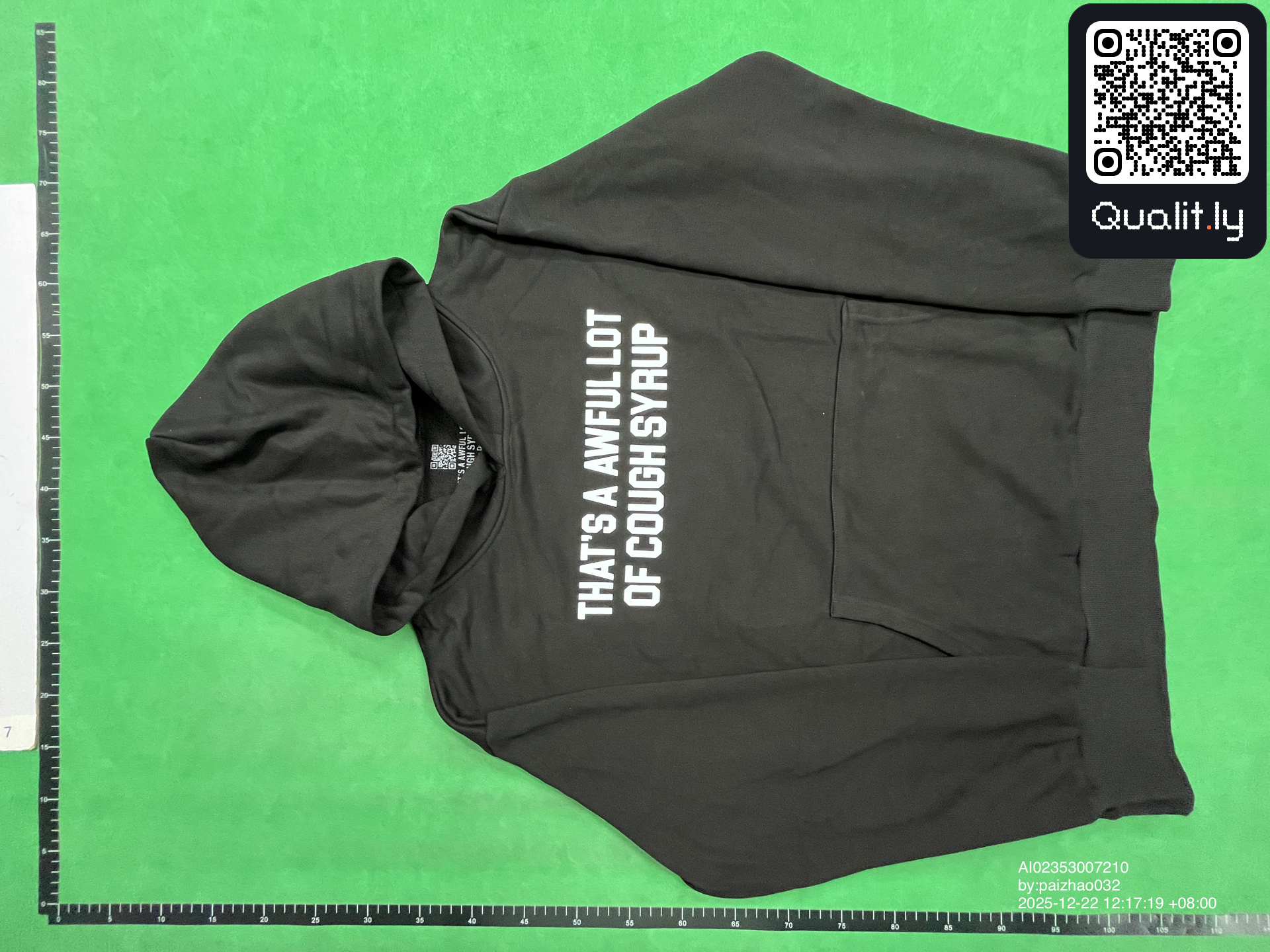 Hoodie QC photo 3 of 4