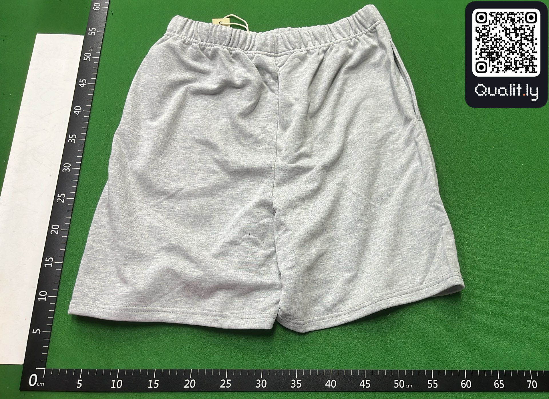 Pantaloni scurți — fotografie QC 3 din 28