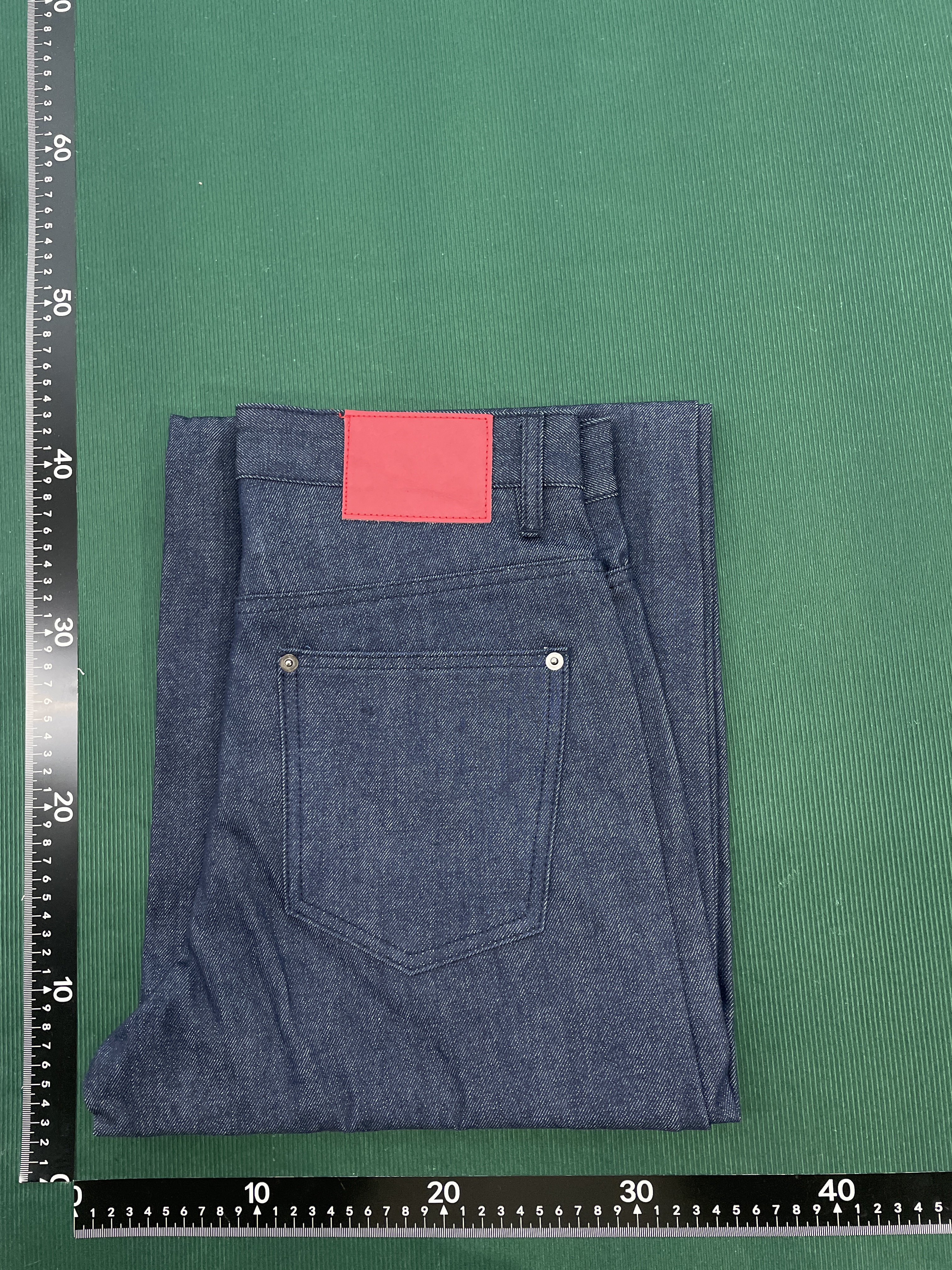 Jeans — QC-foto 1 av 38