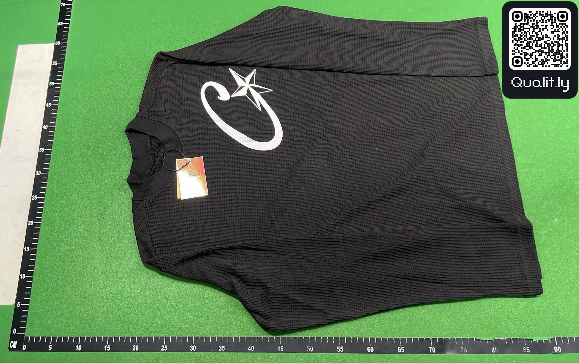 T-shirt QC photo 2 of 4