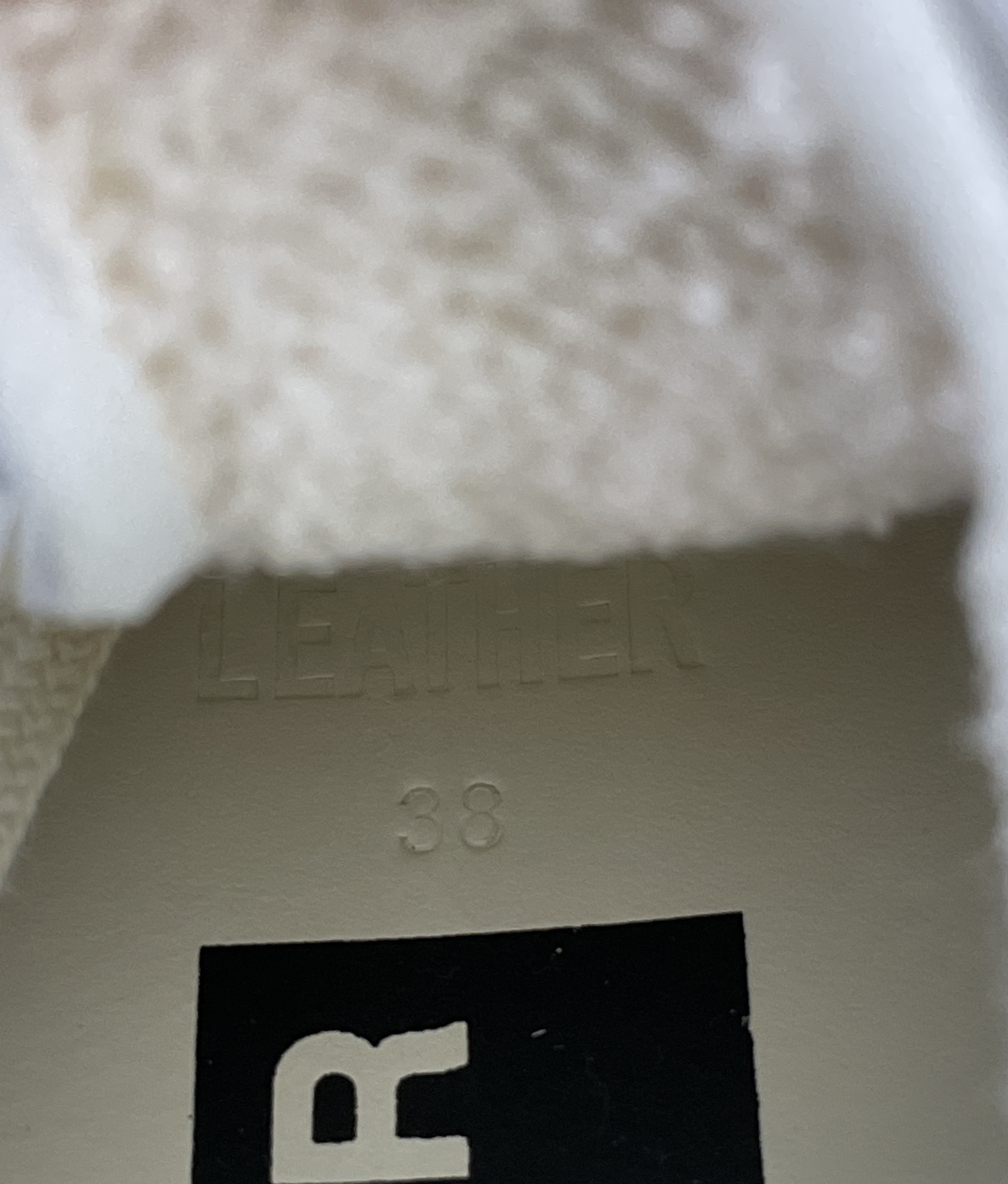 Sneakers QC photo 1 of 63