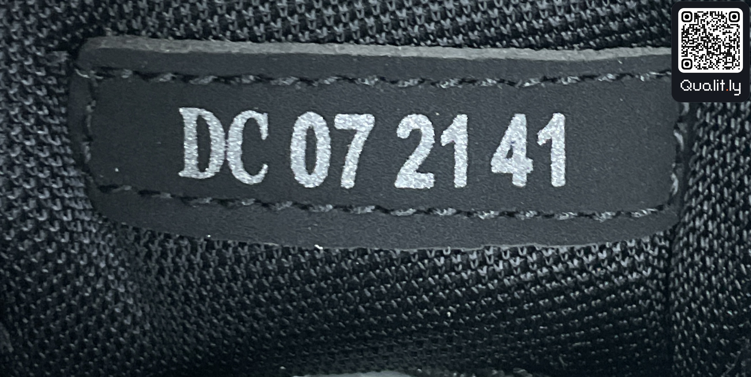 Sneakersy — zdjęcie QC 2 z 104