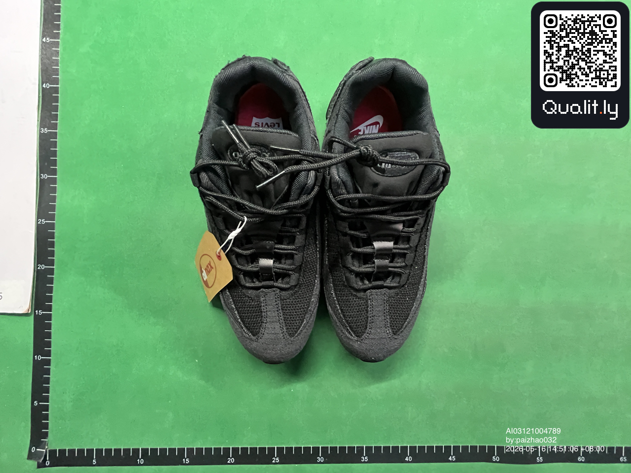 球鞋 QC 照片 2 / 22