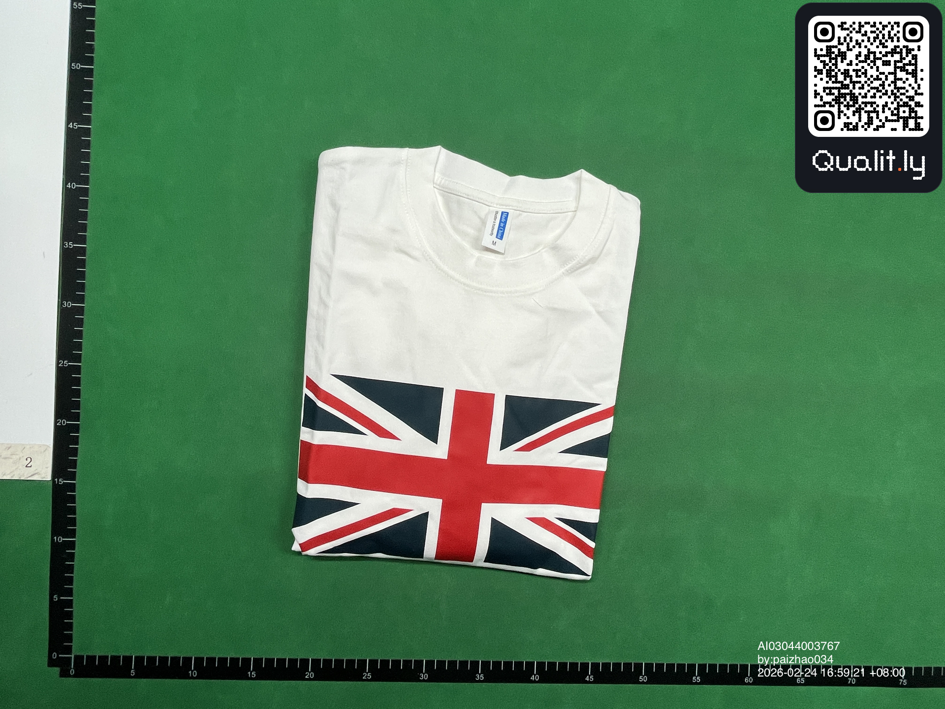 T-shirt — photo QC 1 sur 16