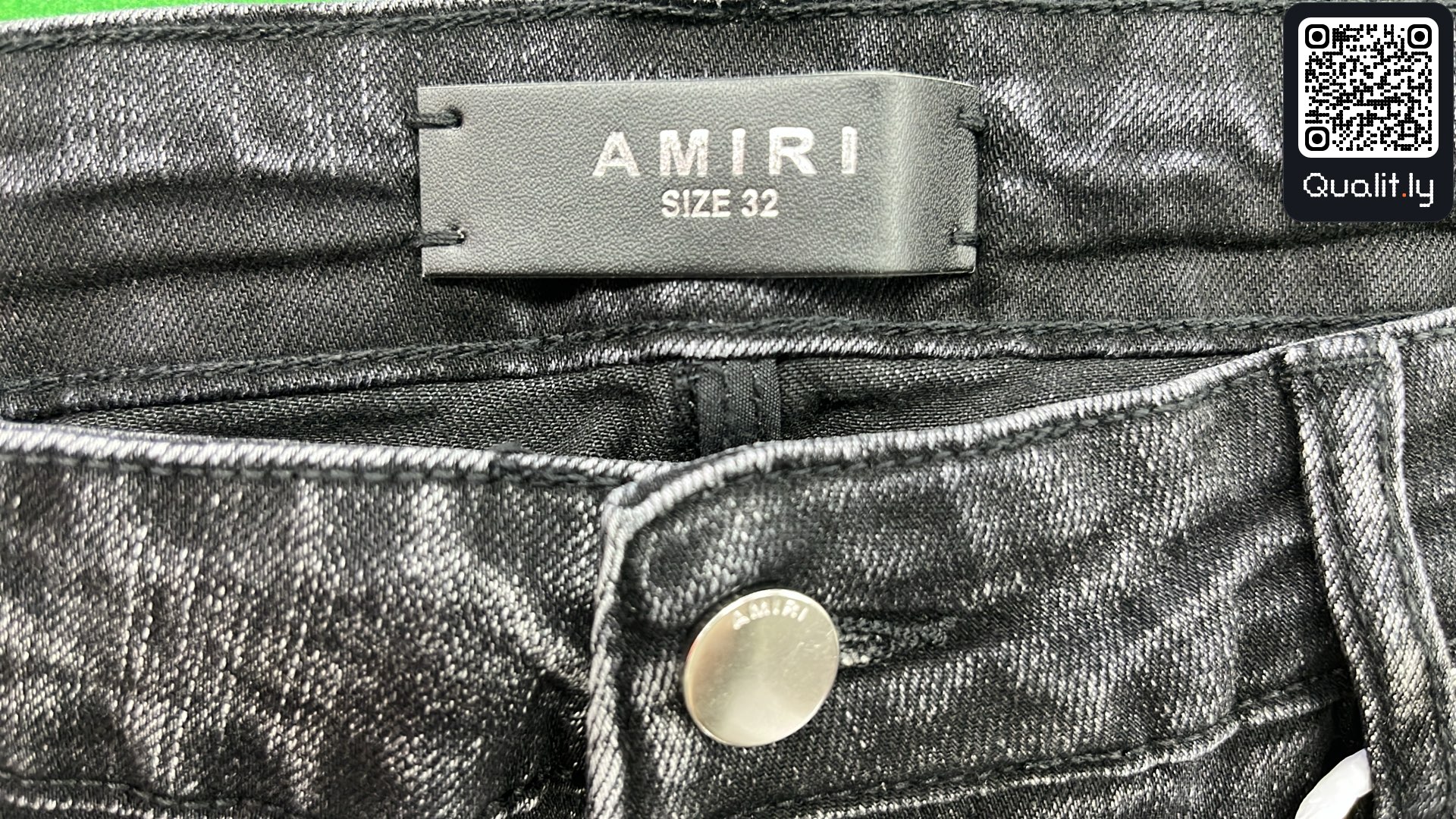 Jeans — QC-foto 1 av 90