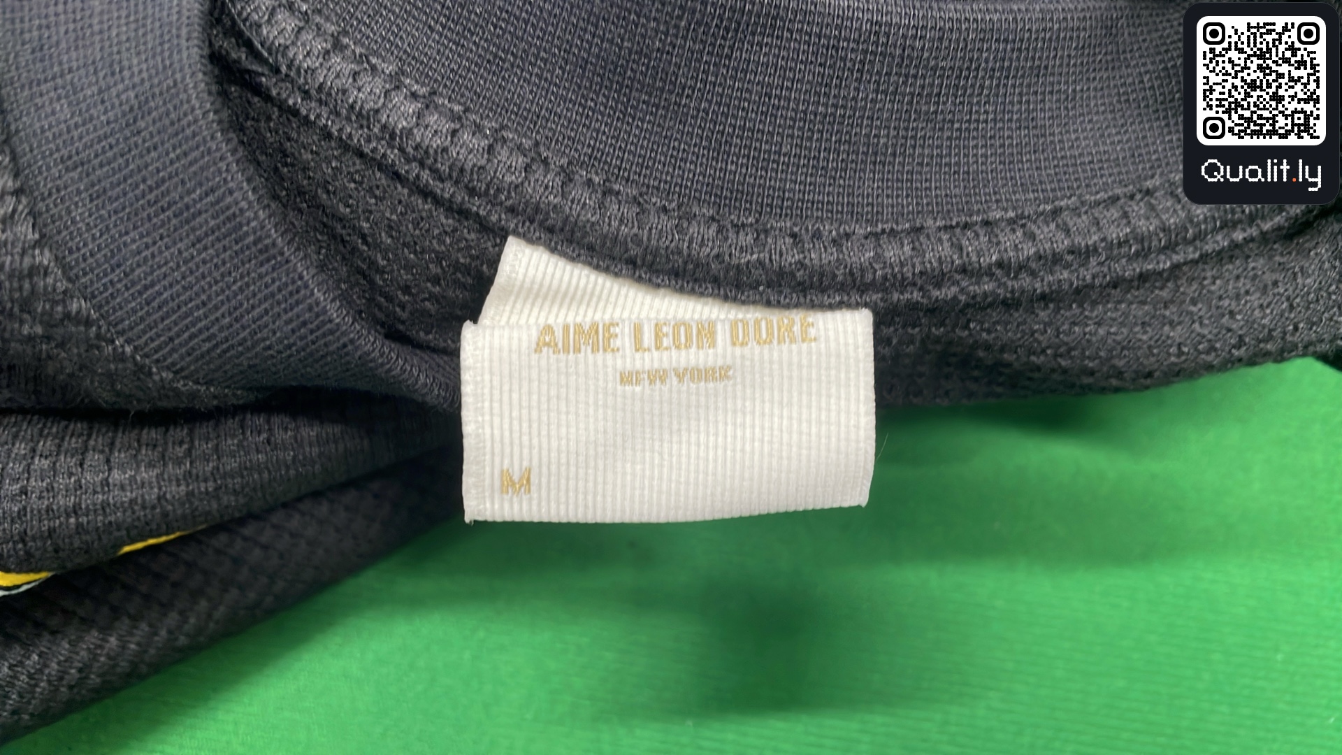 T-shirt — QC-foto 1 van 24
