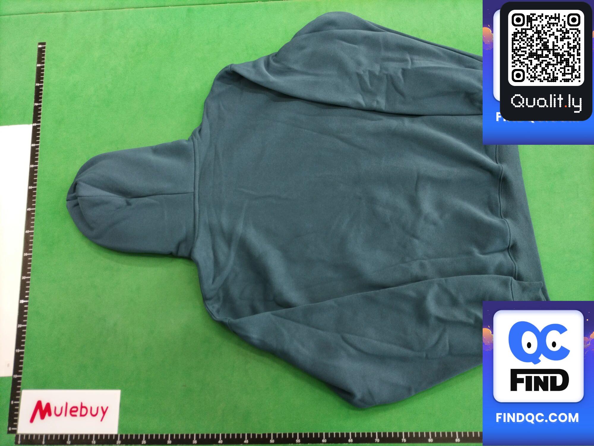 Hoodie QC photo 3 of 4