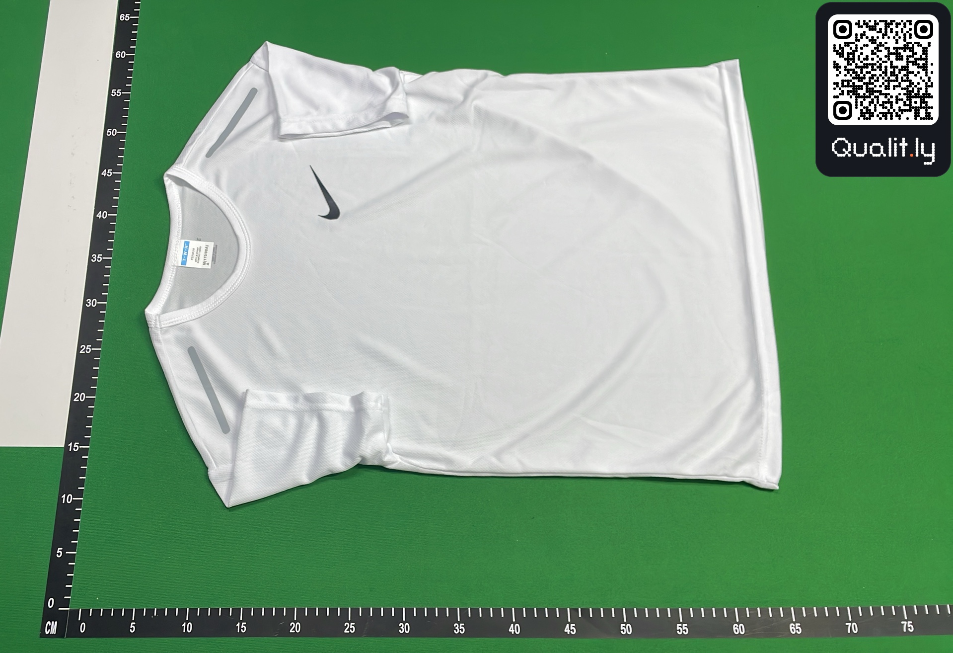 T-Shirt — QC-Foto 2 von 39