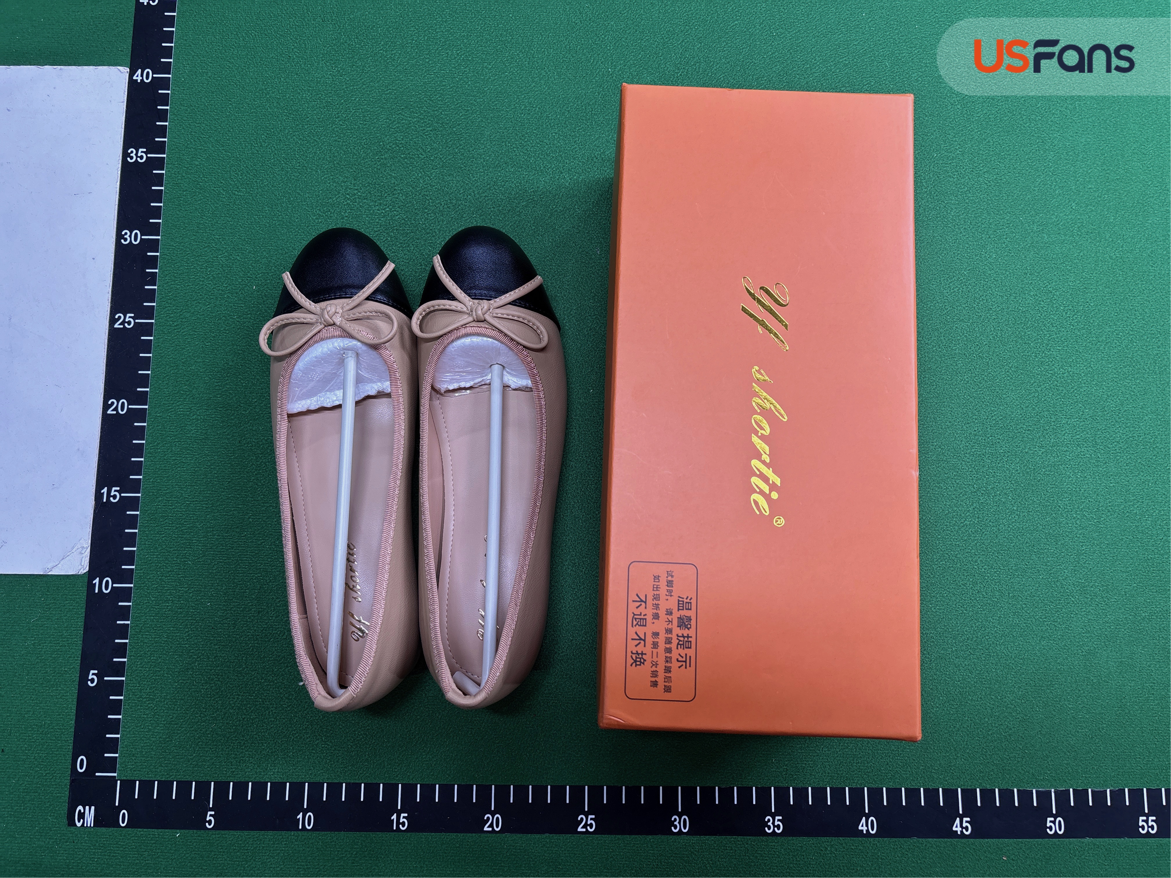 Sneakers QC photo 1 of 6