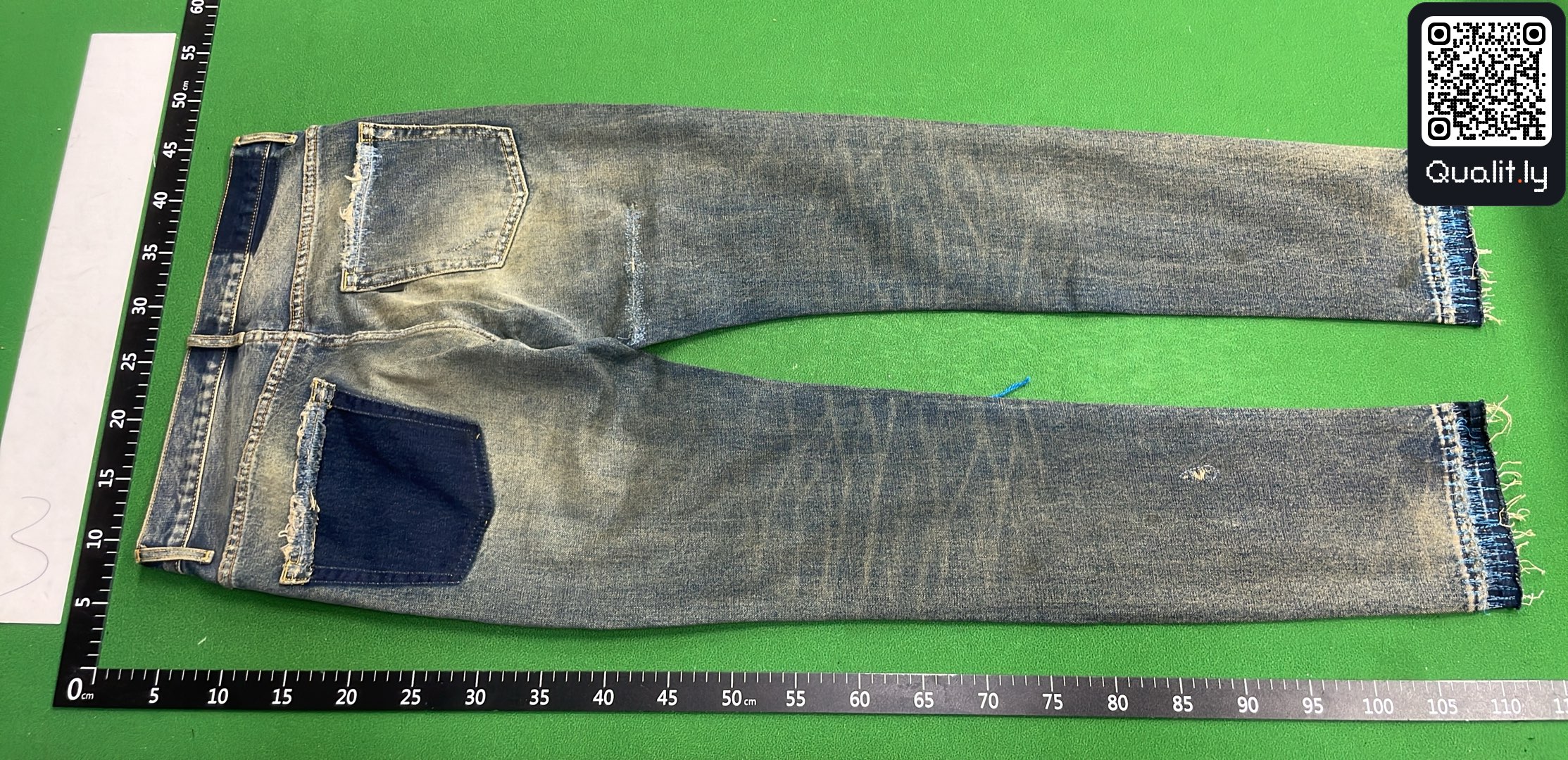 Jeans — QC-foto 3 van 23