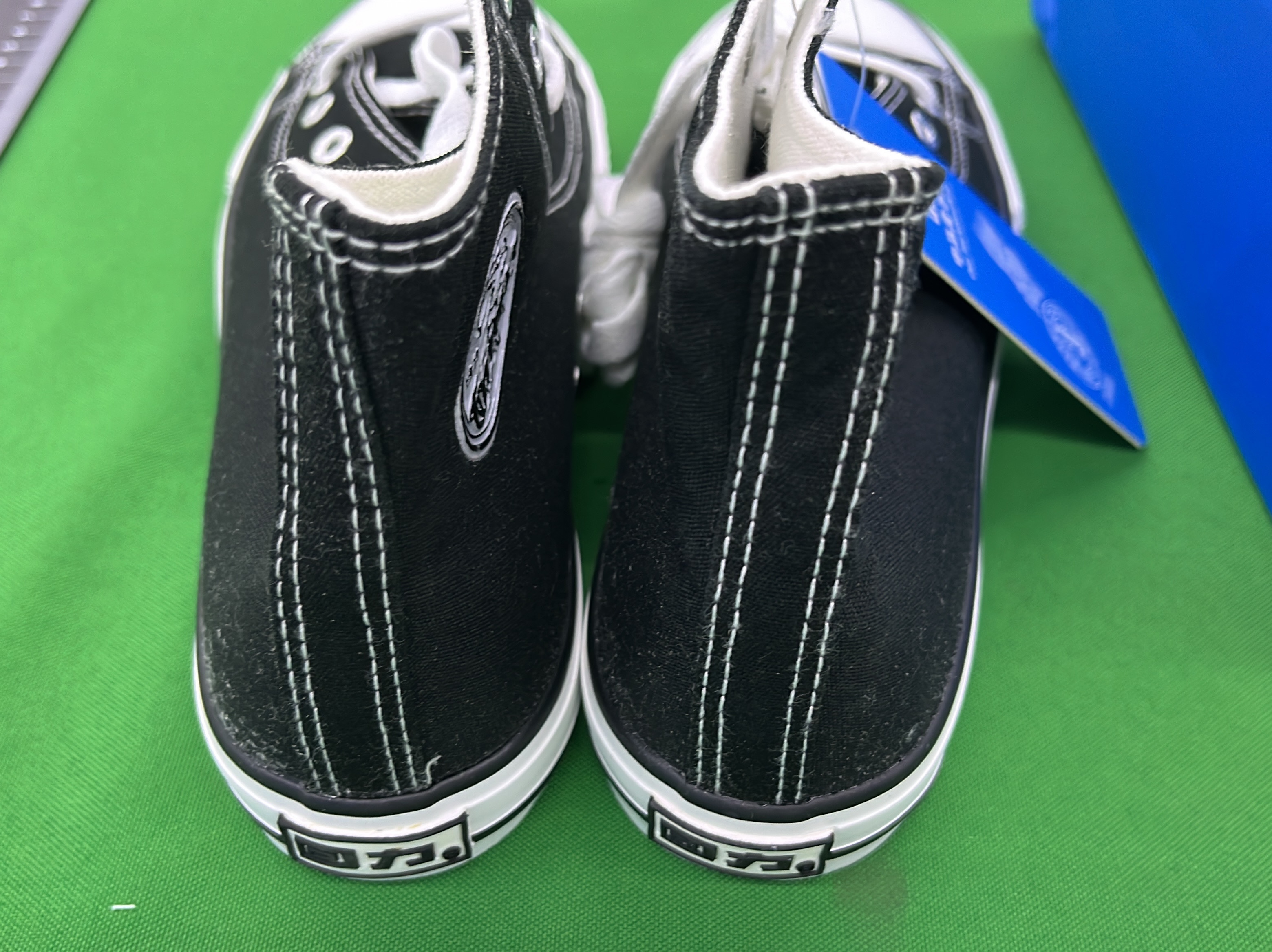 Zapatillas — foto QC 2 de 12