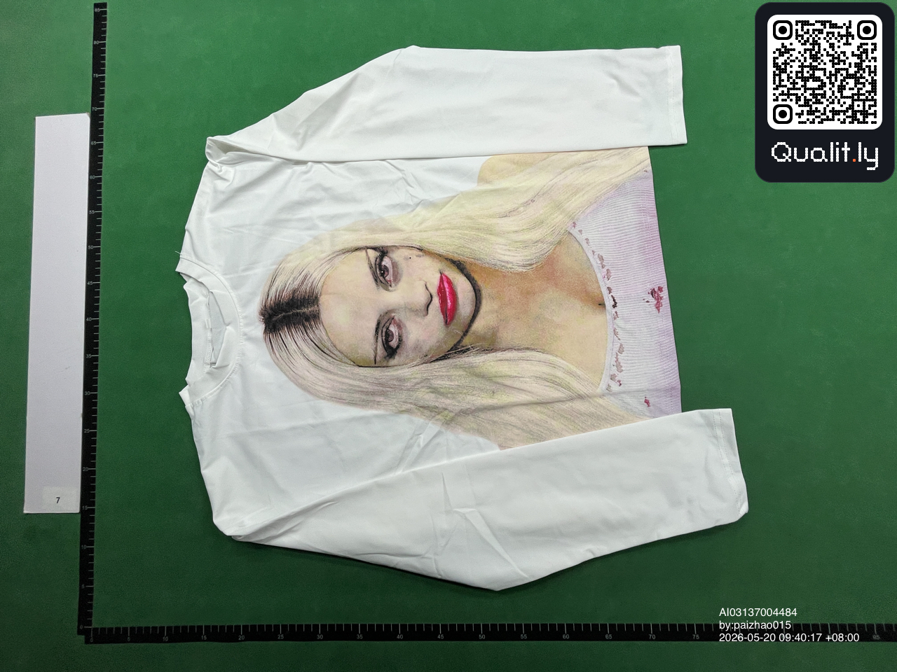 Bluza — zdjęcie QC 3 z 4