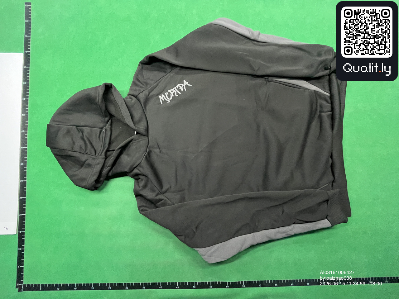Hoodie — QC-foto 3 av 25