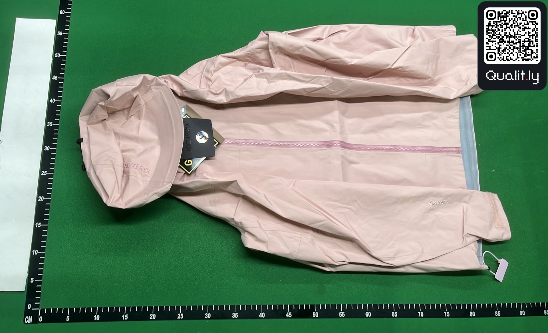 Jacket QC photo 2 of 16