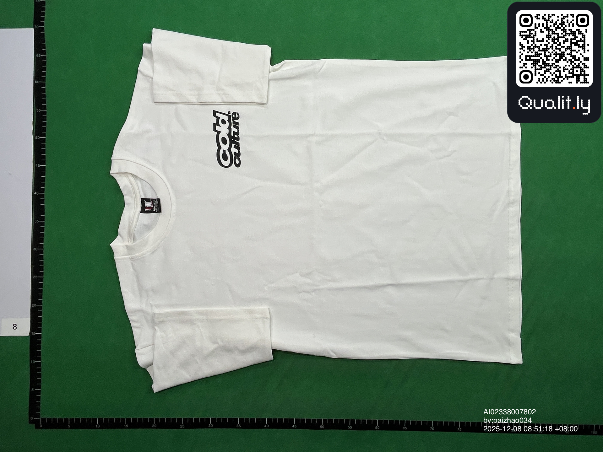 T-Shirt — QC-Foto 3 von 4