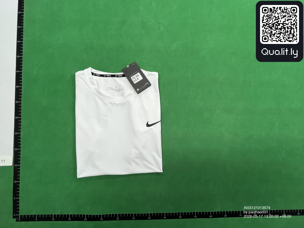 T-shirt — foto QC 1 di 30