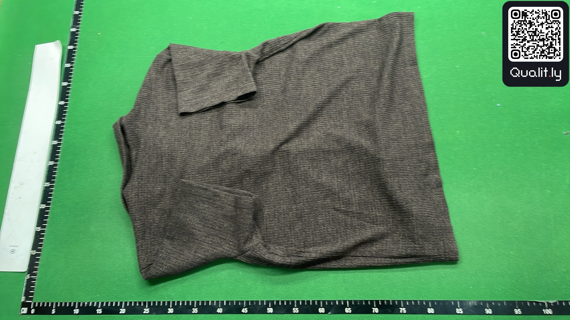 Pull — photo QC 3 sur 4