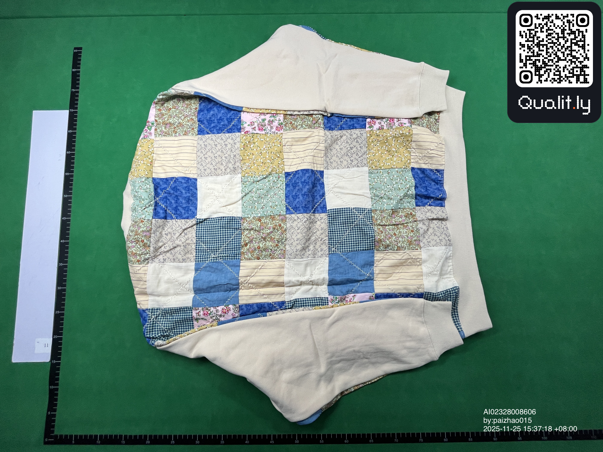 卫衣 QC 照片 2 / 4