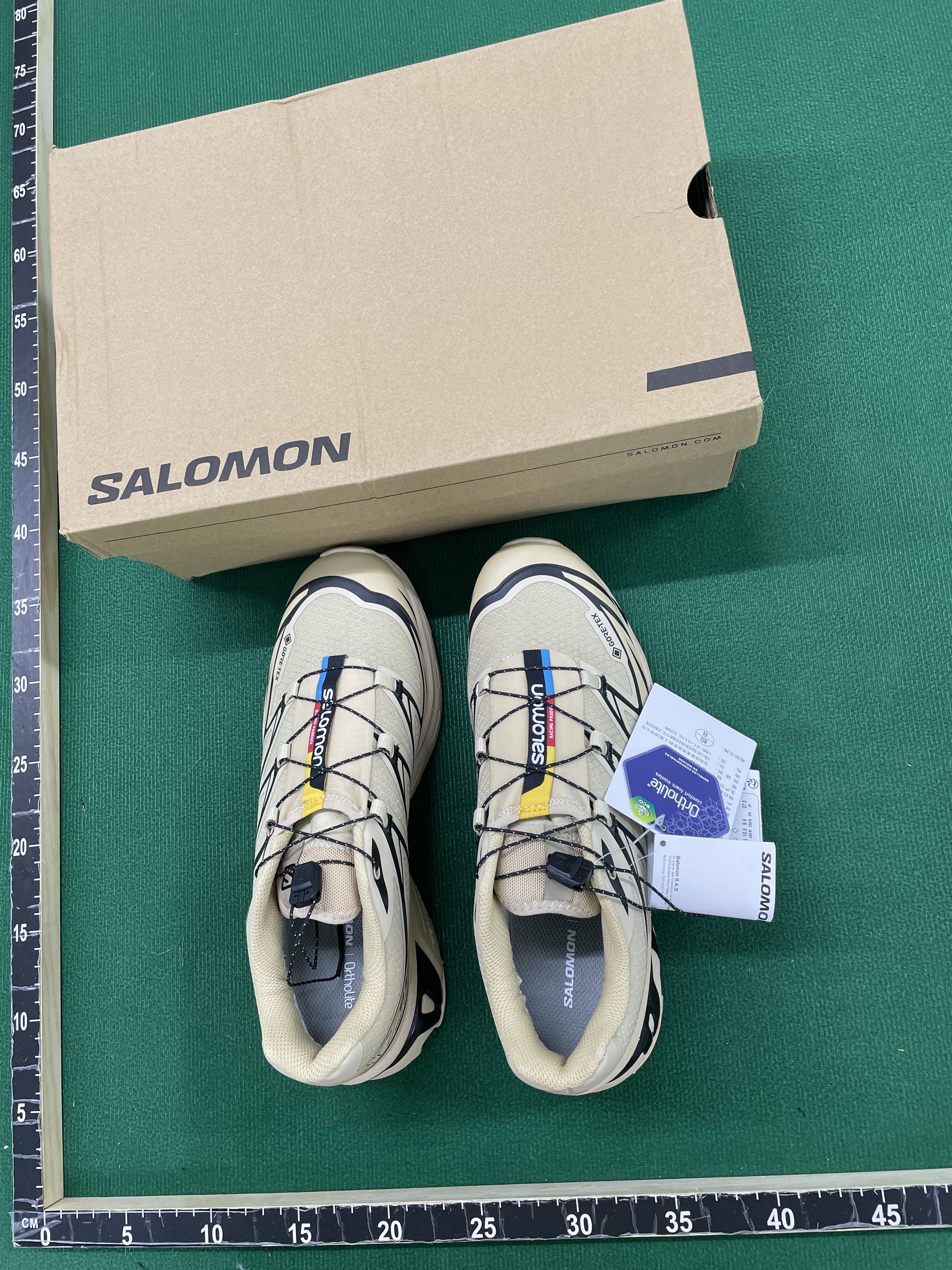 Sneakers — QC-foto 1 av 6