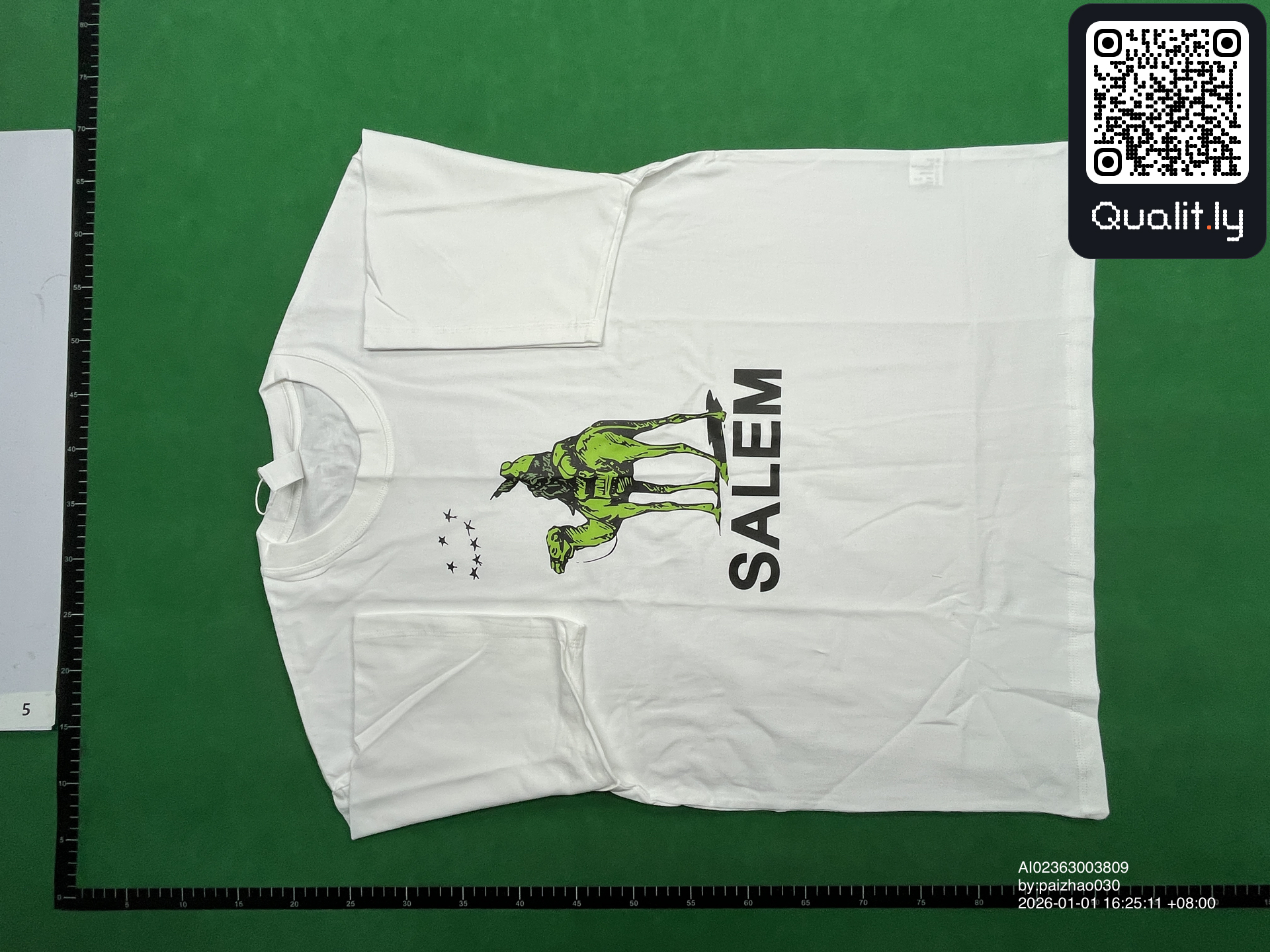 T-Shirt — QC-Foto 3 von 4
