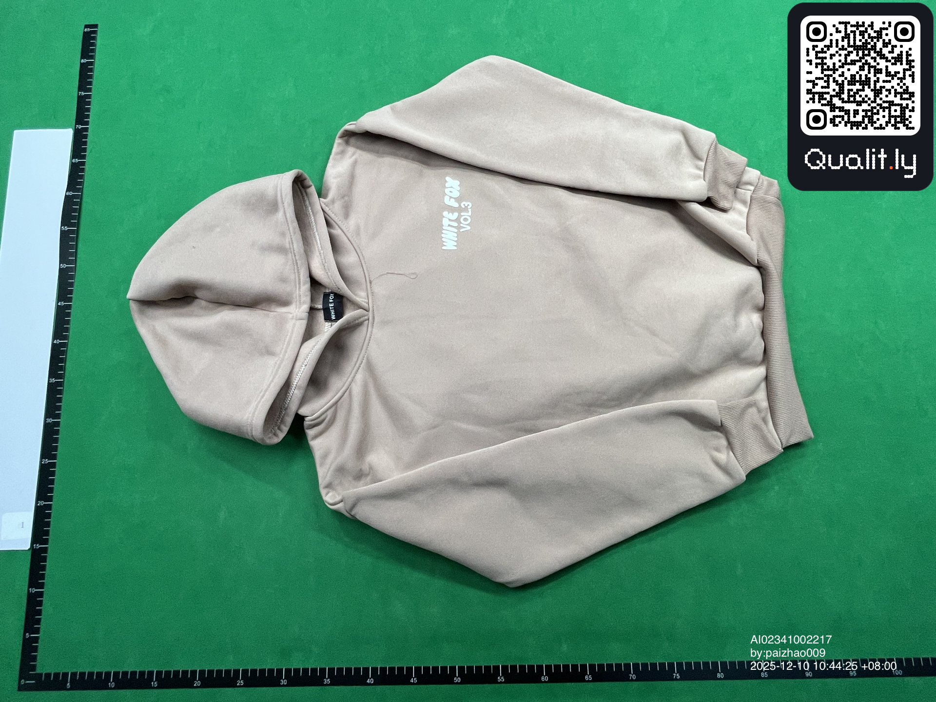 Sweatshirt QC photo 3 of 8