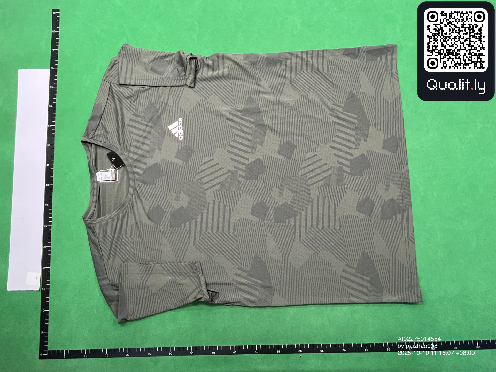 T恤 QC 照片 3 / 4