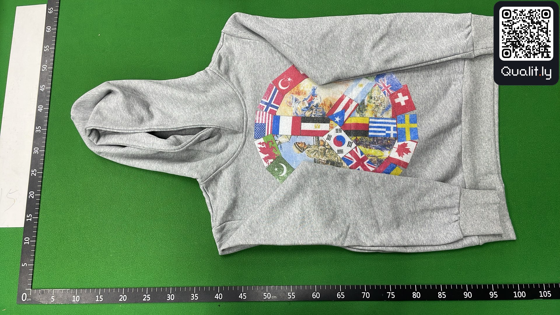Sweater — QC-foto 2 van 12