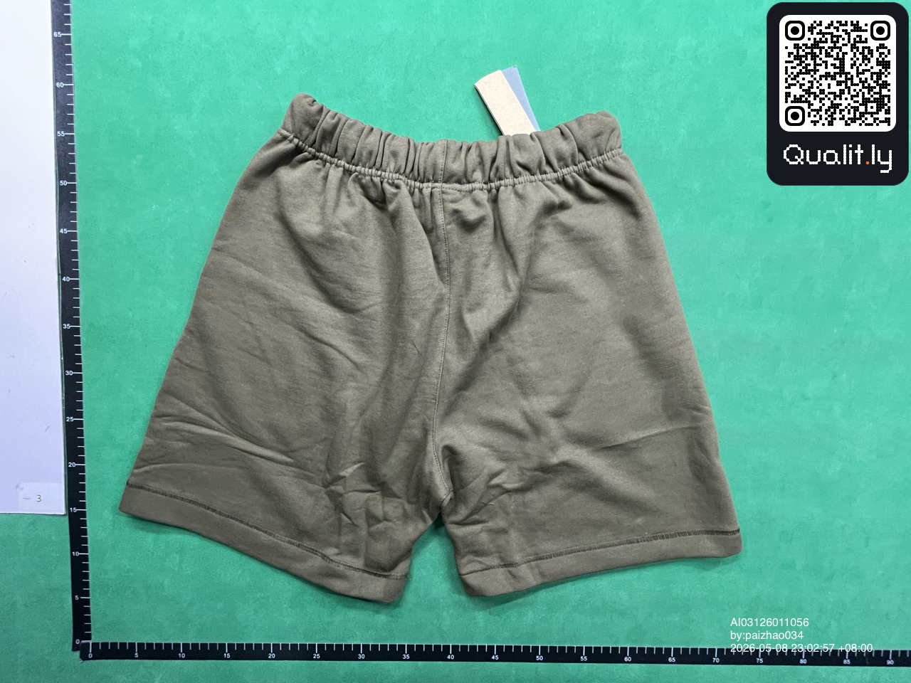 短裤 QC 照片 2 / 8