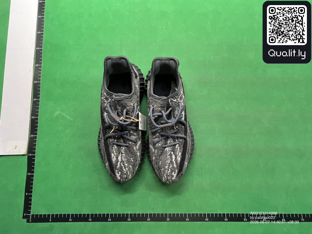 Sneaker — QC-Foto 3 von 78