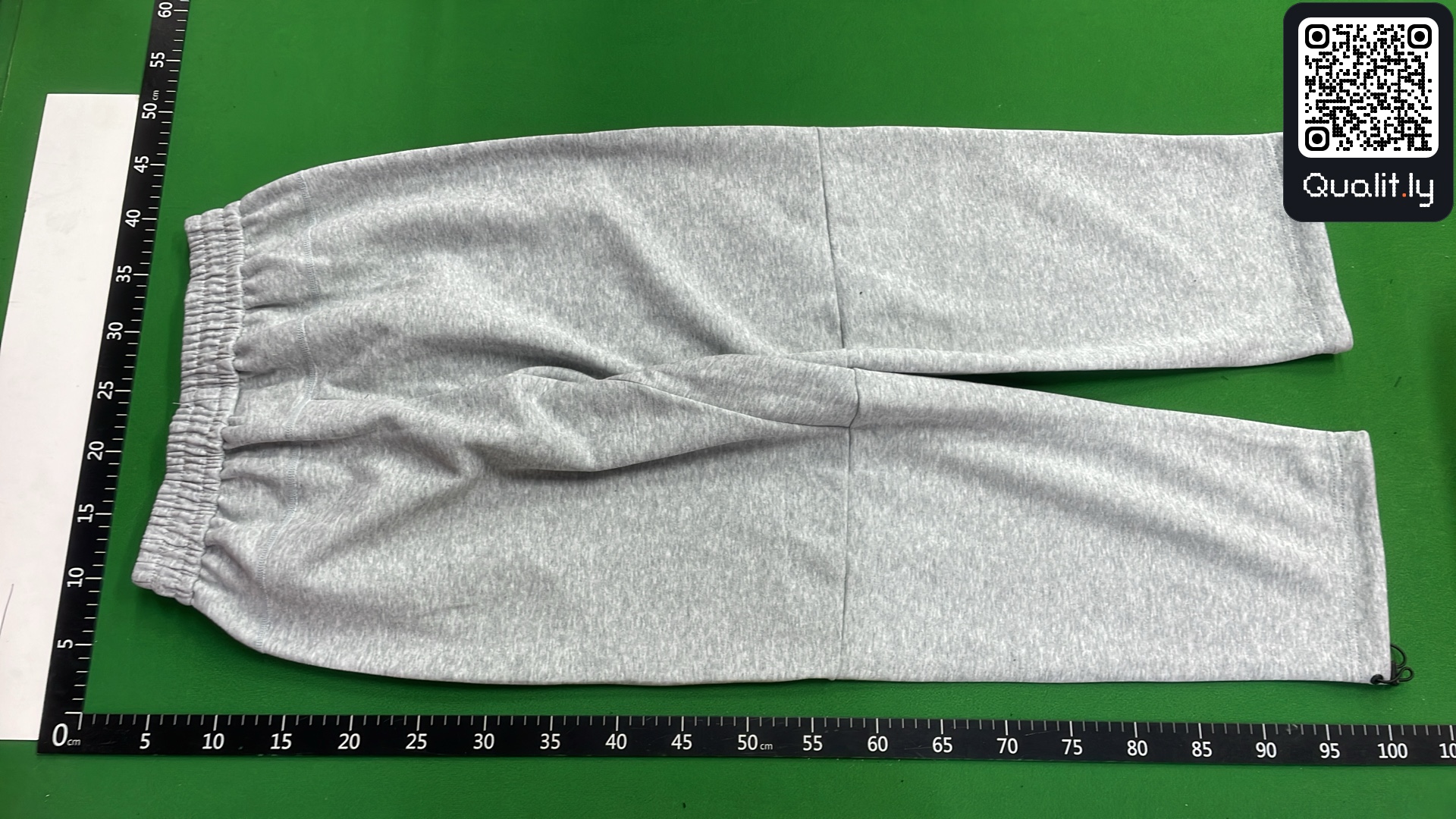 Pants QC photo 3 of 14