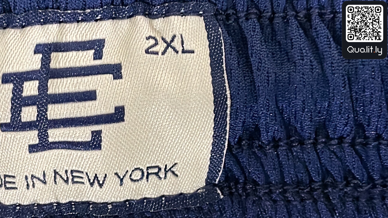 Short — photo QC 1 sur 20